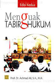 Cover MENGUAK TABIR HUKUM / Achmad Ali