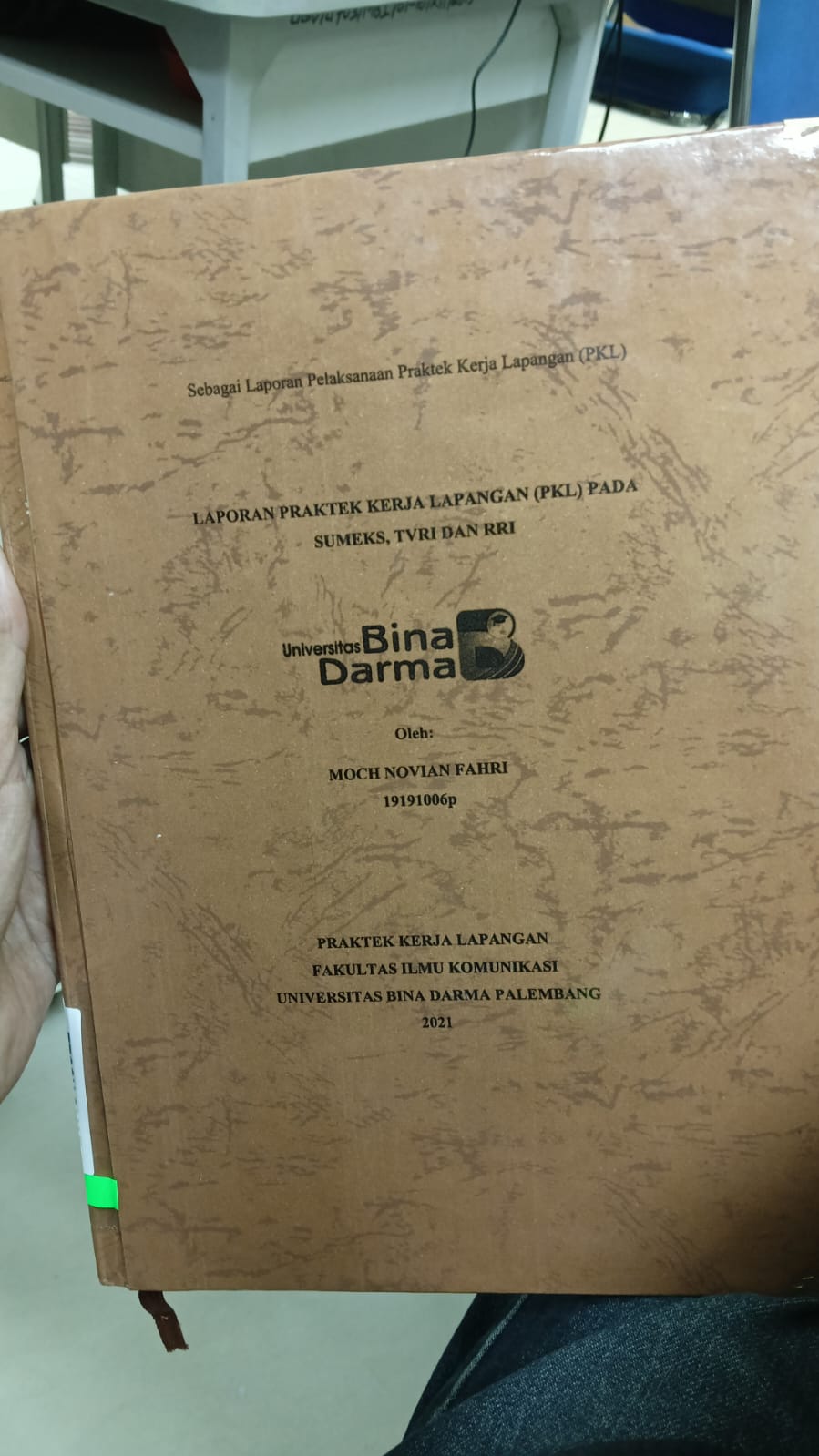 Cover LAPORAN PRAKTEK KERJA LAPANGAN (PKL) PADA SUMEKS, TVRI DAN RRI / MOCH NOVIAN FAHRI