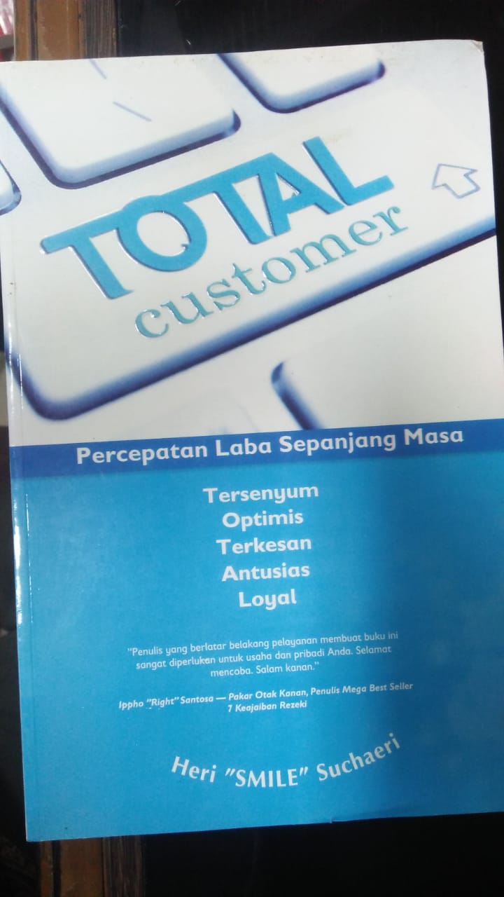 Cover TOTAL CUSTOMER :  Percepatan laba sepanjang masa / Heri