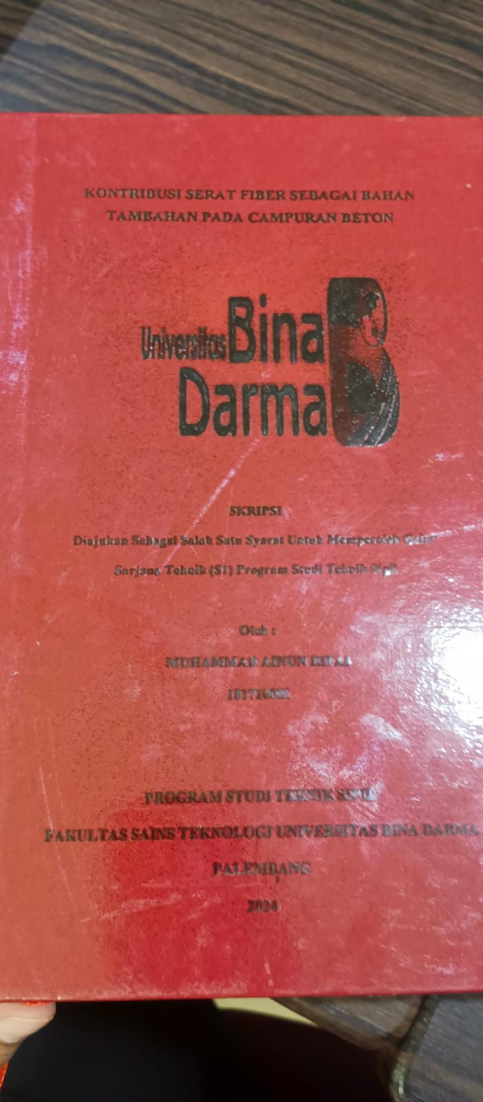 Cover KONTRIBUSI SERAT FIBER SEBAGAI BAHAN TEMABAHAN PADA CEMPIRAN BETON / Muhammad Ainun Rifai