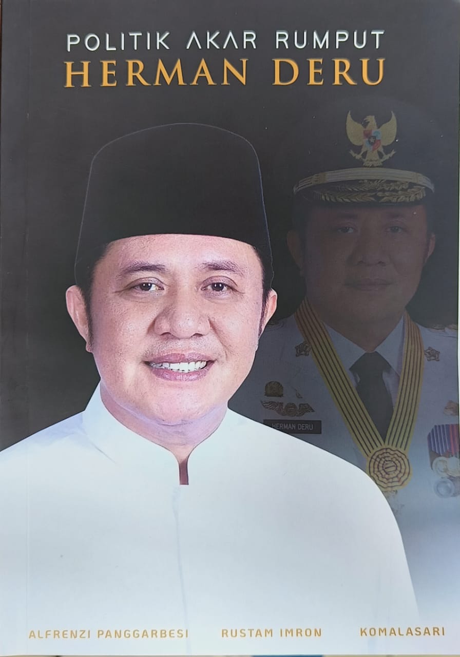 Cover POLITIK AKAR RUMPUT HERMAN DERU / Panggarbesi Alfrenzi