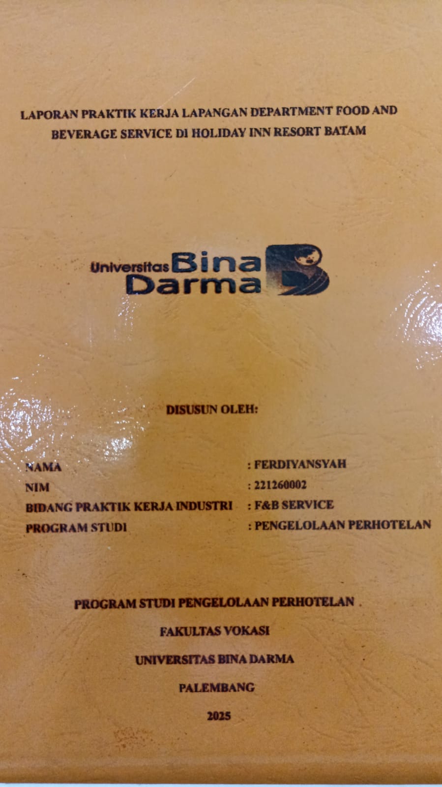 Cover Laporan Praktik Kerja Lapangan Department Food and Beverage Service di Holiday Inn Resort Batam