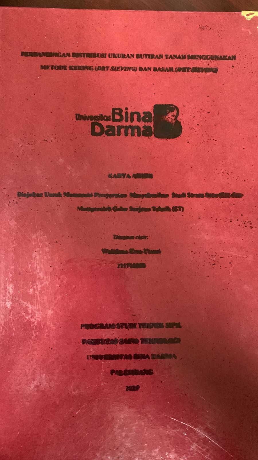 Cover Perbandingan distribusi ukuran butiran tanah menggunakan metode kering (dry sieving) dan basah (wet sieving)
