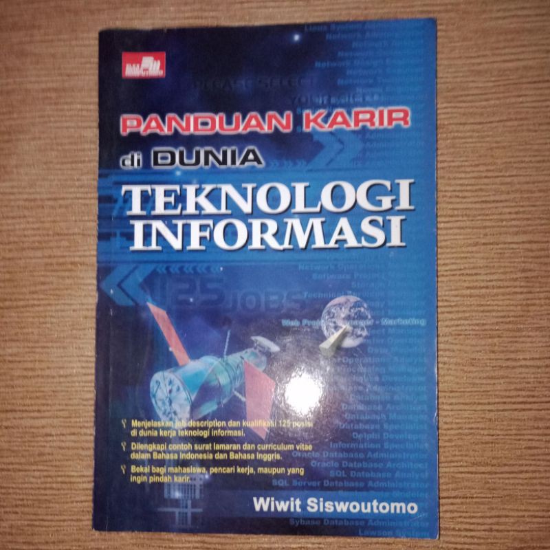 Cover PANDUAN KARIR DI DUNIA TEKNOLOGI INFORMASI / Wiwit Siswoutomo